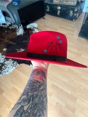 Custom rodeo kind cowgirl hat